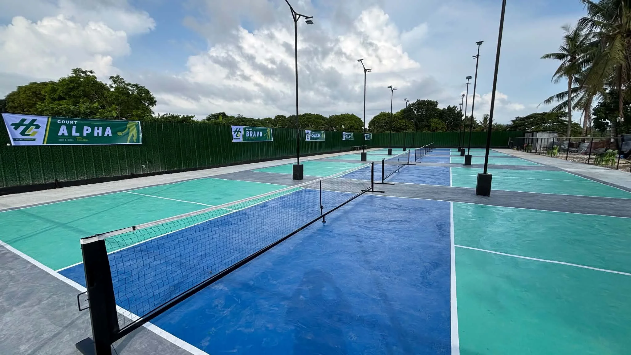 Hide & Chill Pickleball