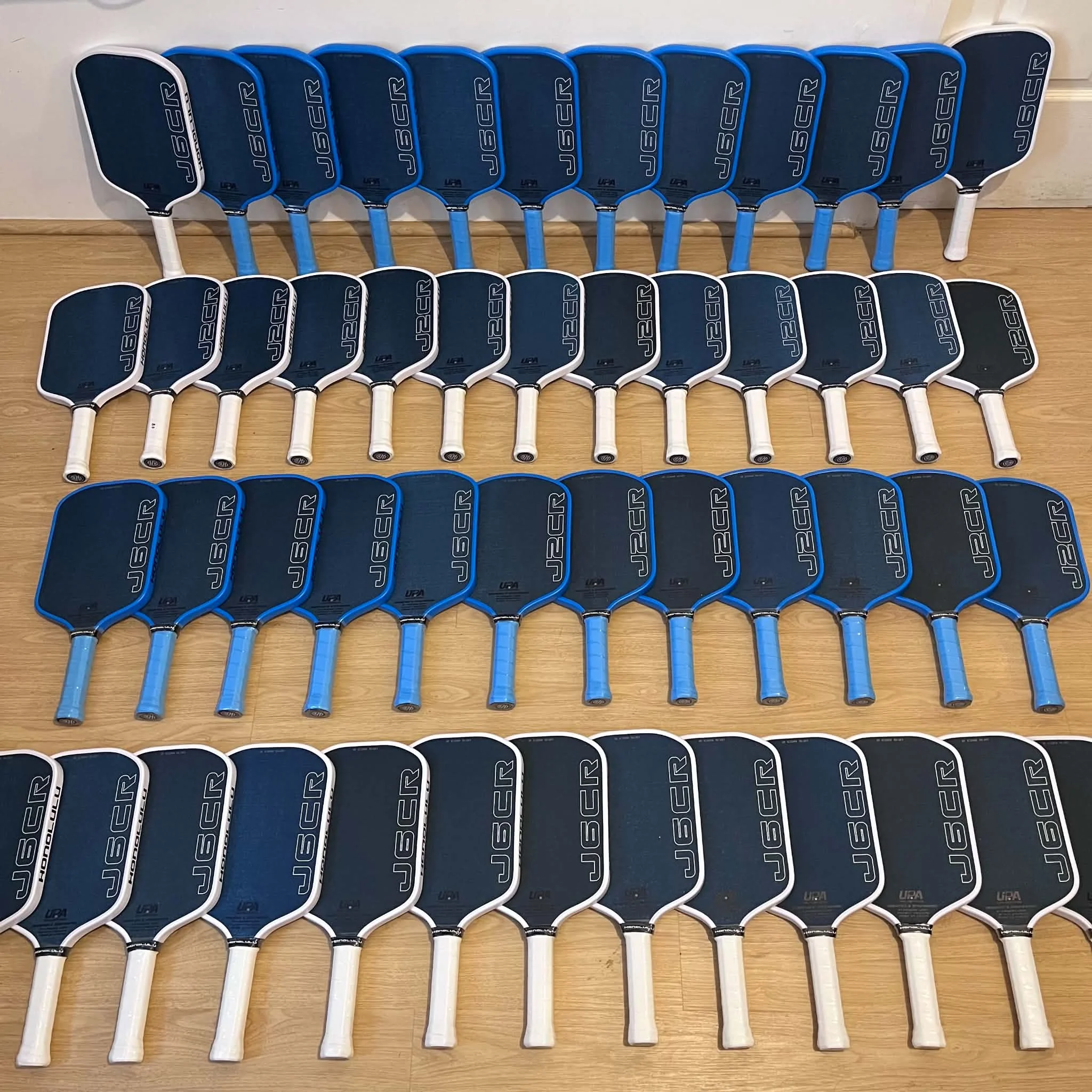 Jovidon Niño Loayon Paddles & Accessories — Photo 1