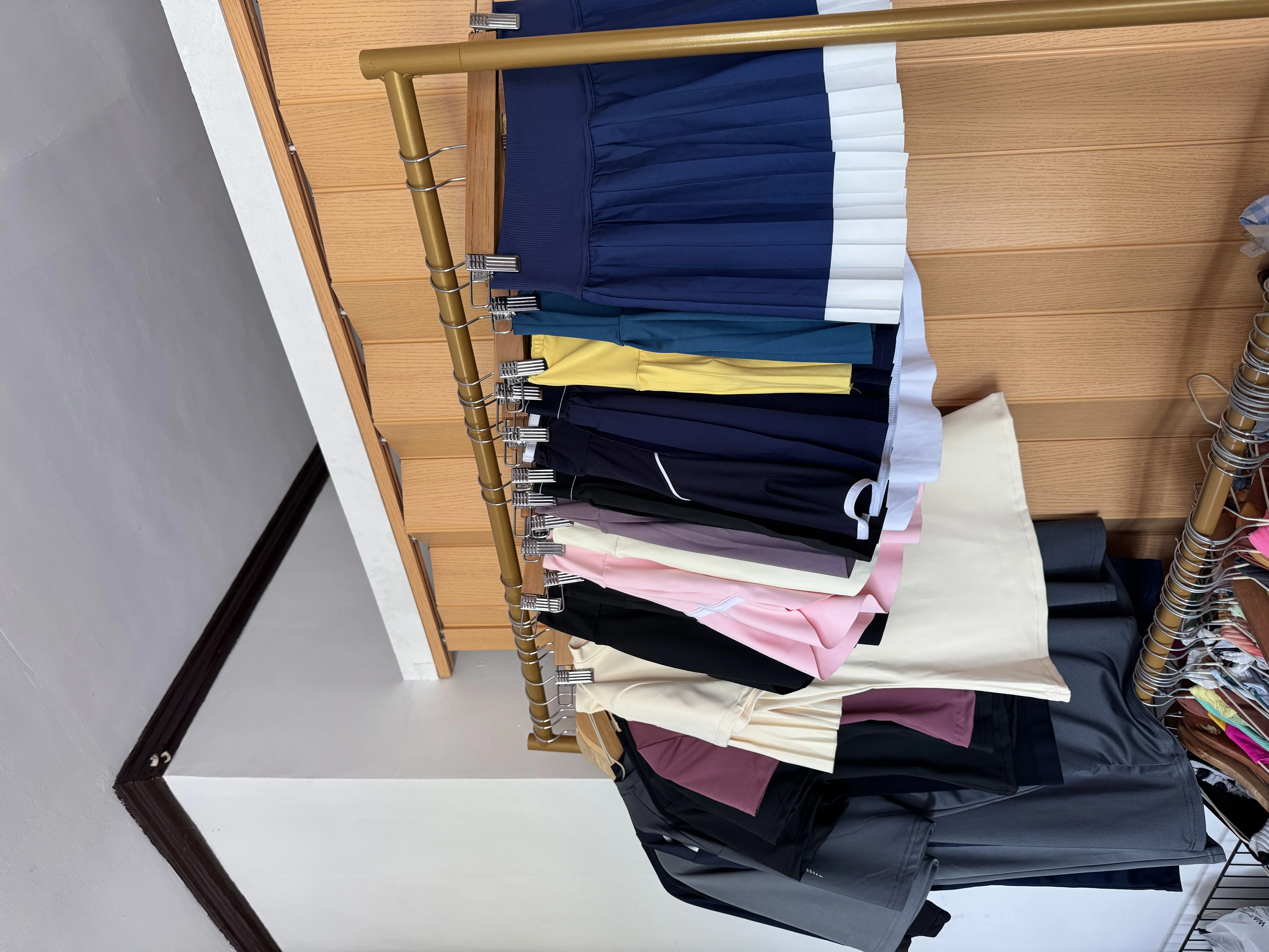 HZL Fashion Boutique — Photo 1