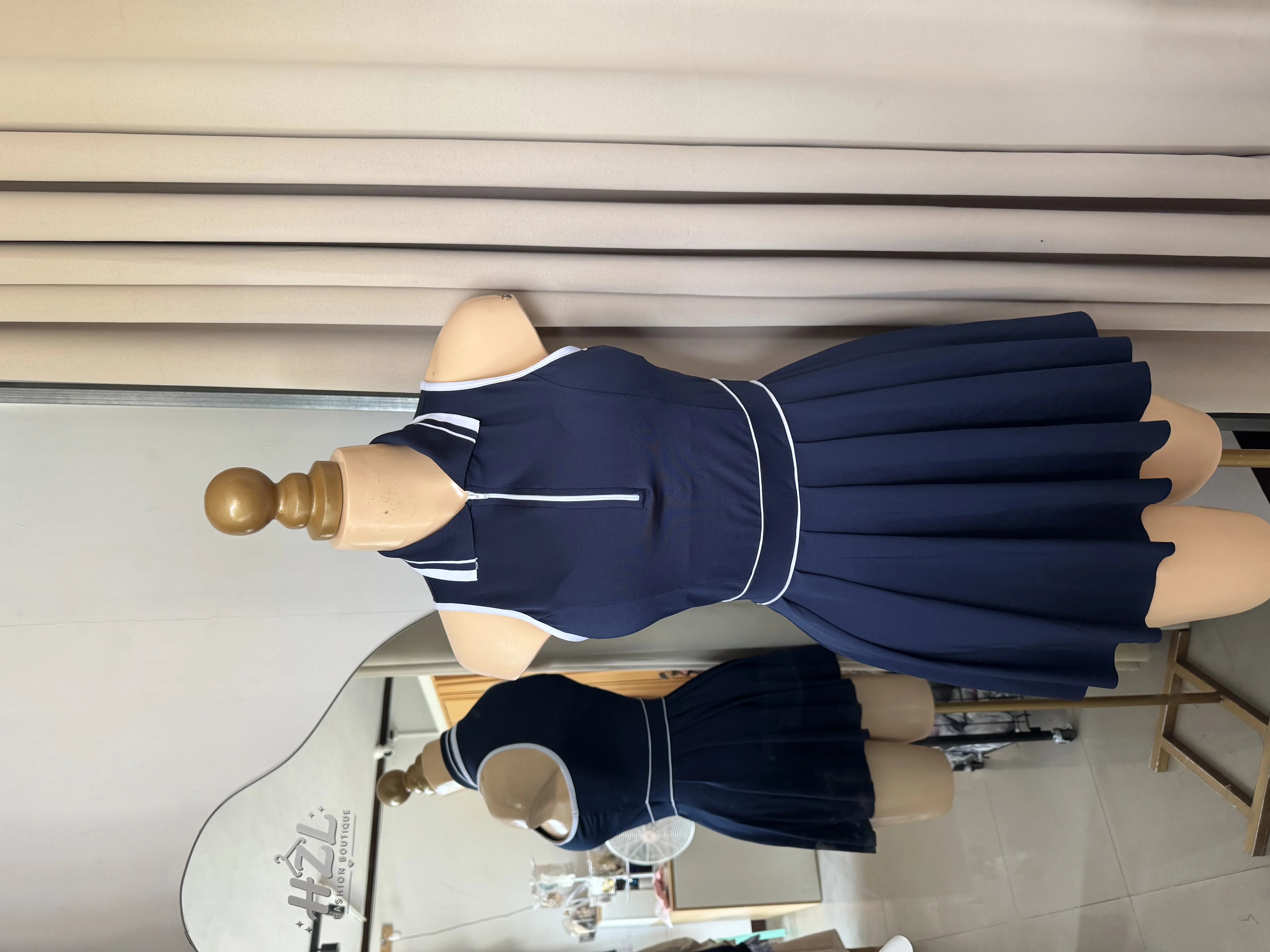 HZL Fashion Boutique — Photo 4